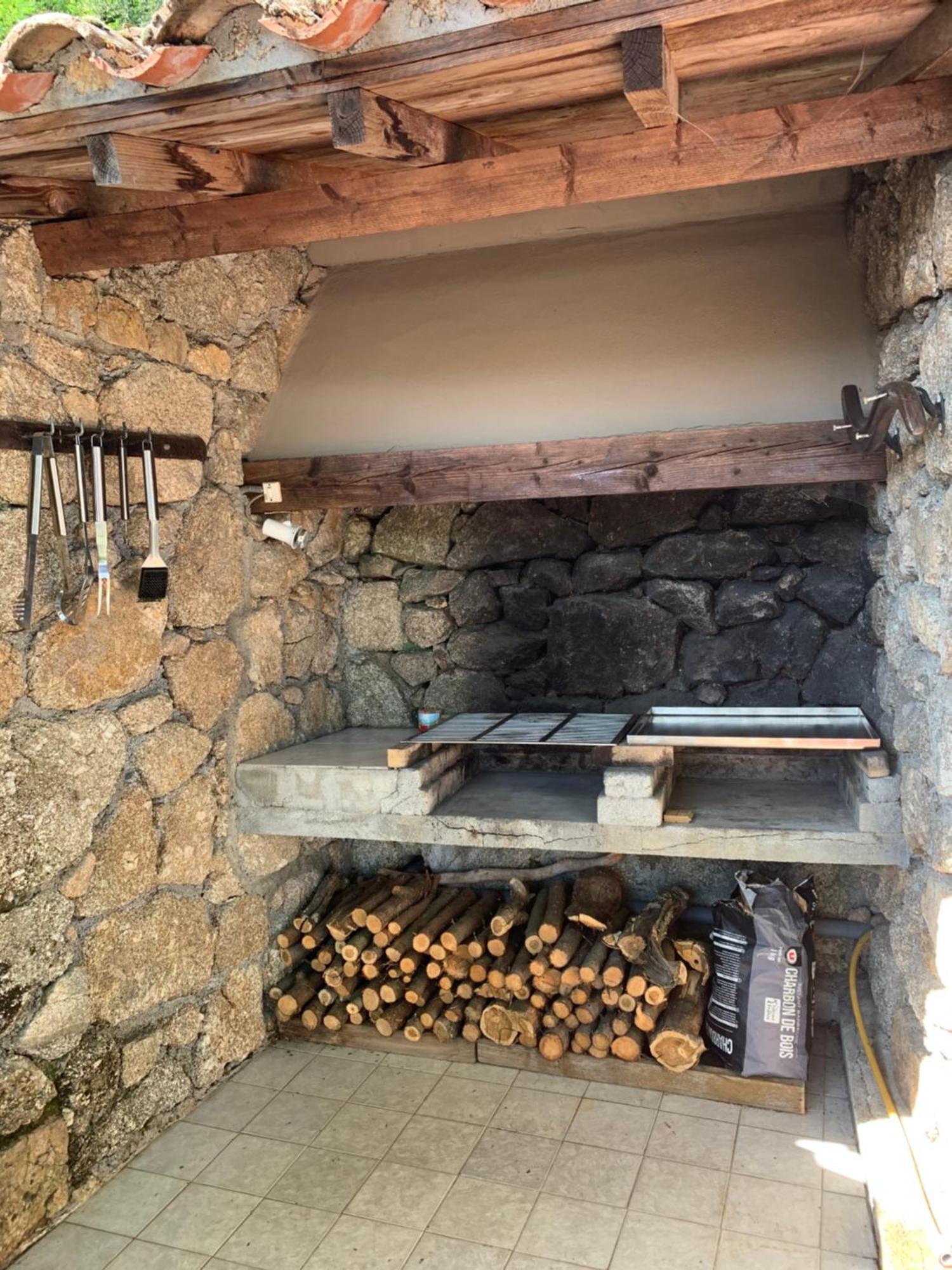 Gite Pommier Au Chateau Des Pauses Villa Saint-André-de-Majencoules Esterno foto
